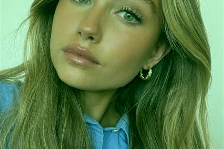 Addison, 23, a dark blonde green-eyed caribbean companion based in Pueblo. Offering 69, Girlfriend Experience, Massage, Deep French Kissing. Available for in...
