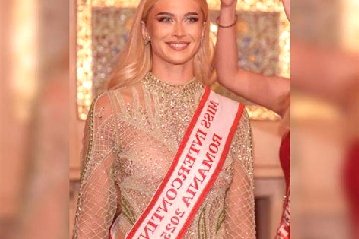 Addison, 23 — Escort in Gardesti, Romania