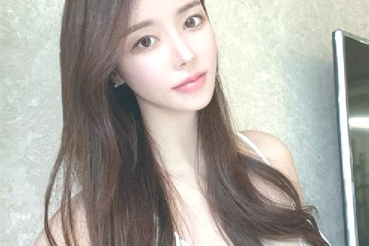 Addison, 23 — Escort in Sanchakou, China