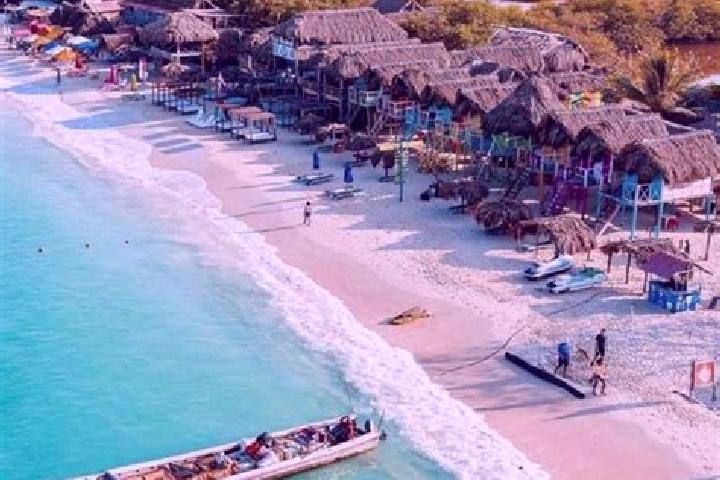 Addison, 23 — Escort in Villa del Rosario, Colombia