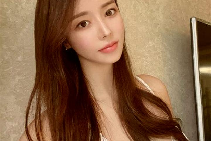 Addison, 23 — Escort in Zhuliang, China