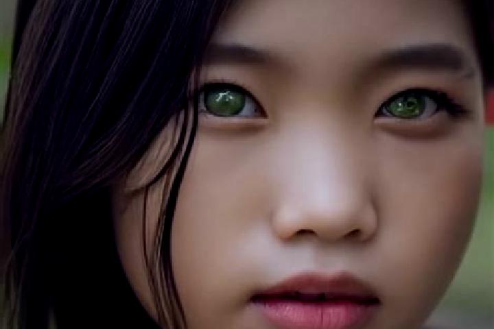 Addison, 24, a auburn green-eyed asian companion based in Plodovoye. Offering Erotic Massage, A-Level, Deep French Kissing. Available for incall and outcall,...