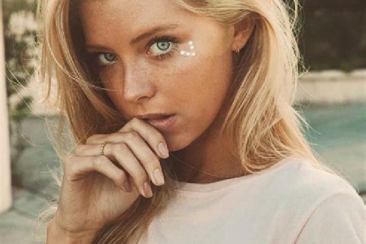Addison, 24, a blonde blue-eyed middle eastern companion based in Belville. Offering Party Girl, A-Level, Prostate Massage. Available for incall and outcall,...