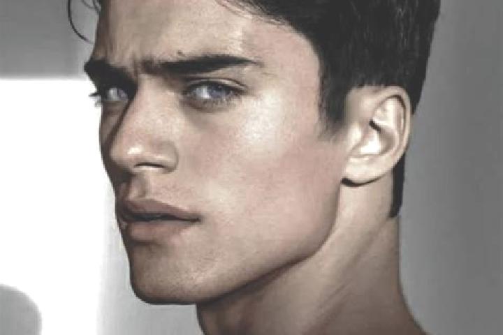 Addison, 24, a chestnut grey-eyed slavic companion based in Mongua. Offering Striptease, Roleplay, Tantra. Available for incall and outcall, overnight bookin...