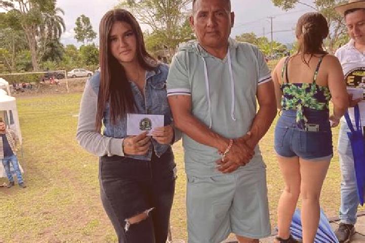 Addison, 24 — Escort in Huambi, Ecuador