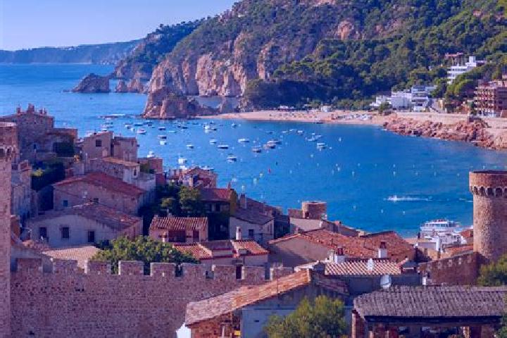 Addison, 24 — Escort in La Cabrera, Spain