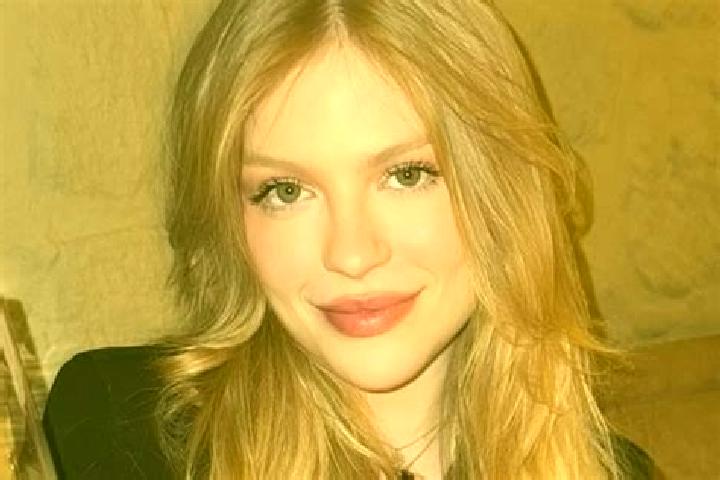 Addison, 24 — Escort in Tuparendi, Brazil