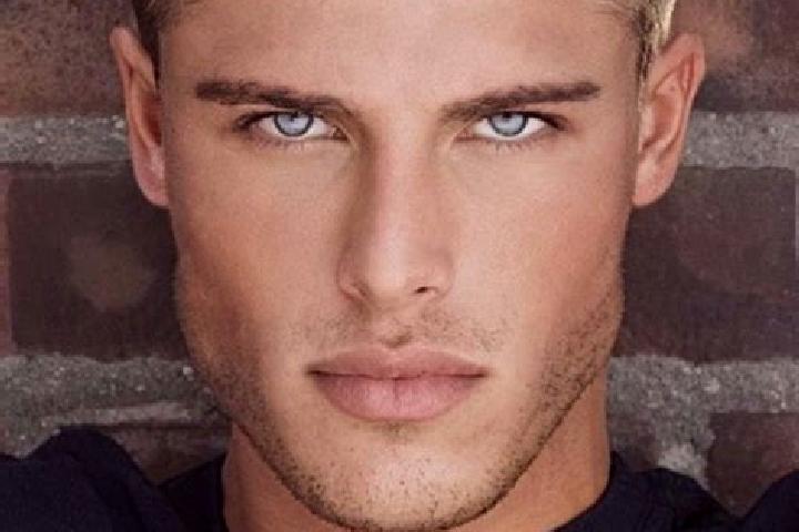 Addison, 25, a blonde grey-eyed caucasian companion based in Allahganj. Offering Tantra, Domination, Travel Companion, Deep French Kissing. Available for inc...