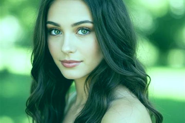 Addison, 25, a brunette hazel-eyed european companion based in Staraya Kupavna. Offering Dinner Date, Massage, GFE, Striptease, Travel Companion. Available f...