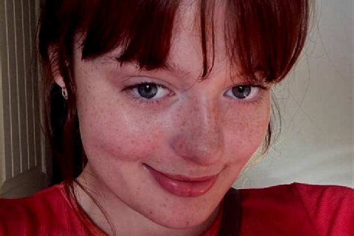 Addison, 25, a red brown-eyed indian companion based in Bolanden. Offering Girlfriend Experience, Duos, Fetish. Available for incall and outcall, day and eve...