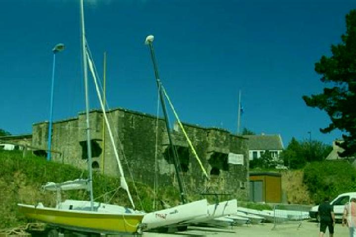 Addison, 25 — Escort in Roscanvel, France