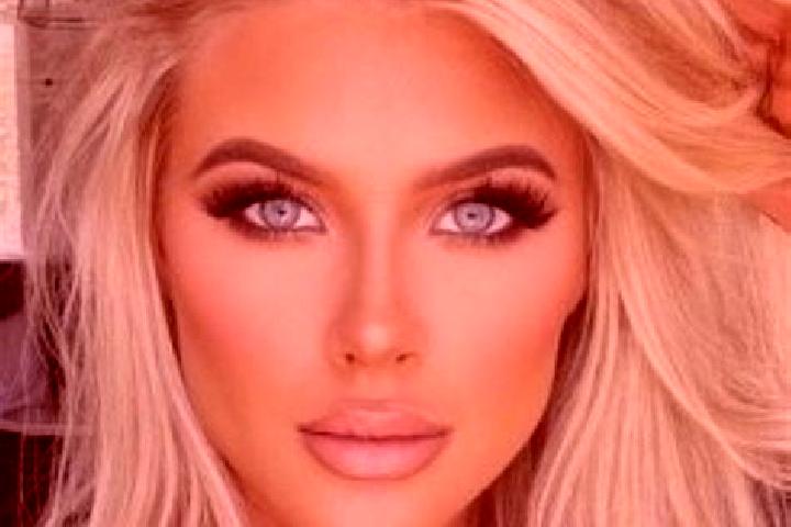 Addison, 26, a platinum blonde dark-eyed mixed companion based in Danforth. Offering Erotic Massage, BDSM, CIM, Duos. Available for incall and outcall, overn...
