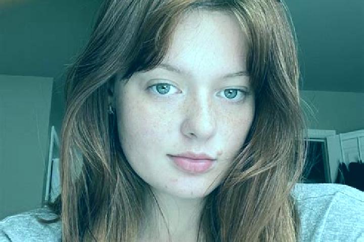 Addison, 26, a red grey-eyed mixed companion based in Kalpaki. Offering A-Level, GFE, Duos, Striptease, Prostate Massage. Available for incall and outcall, d...