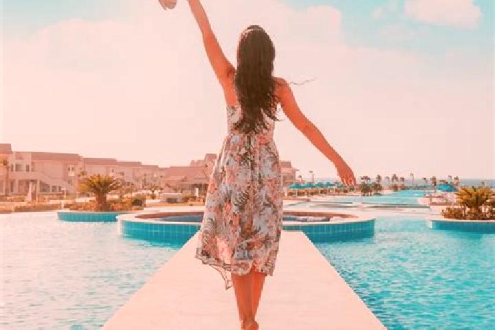 Addison, 26 — Escort in Al Ayn as Sukhnah, Egypt