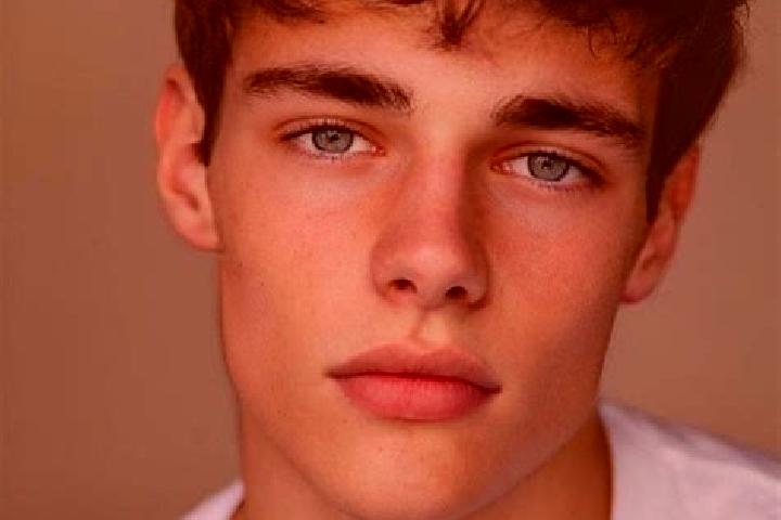 Addison, 27, a black brown-eyed caucasian companion based in Pischelsdorf in der Steiermark. Offering Roleplay, Erotic Massage. Available for incall and outc...