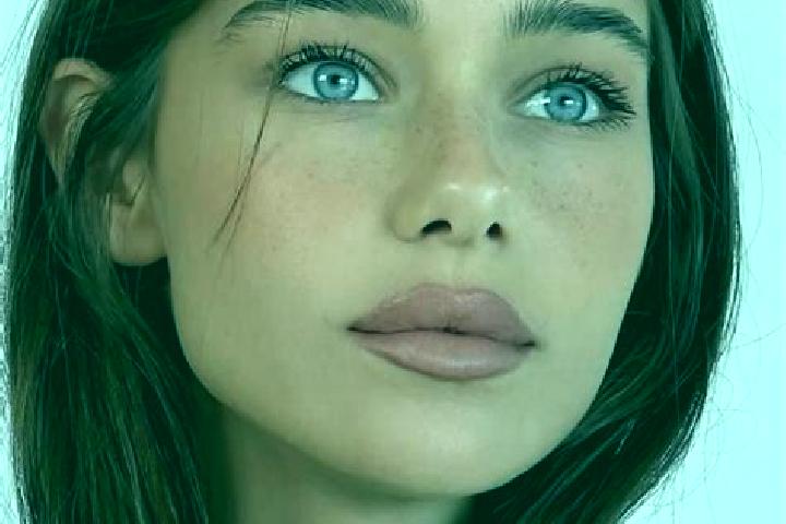 Addison, 27, a brunette brown-eyed indian companion based in Sernancelhe. Offering GFE, OWO, Overnight, Massage, Travel Companion. Available for incall and o...