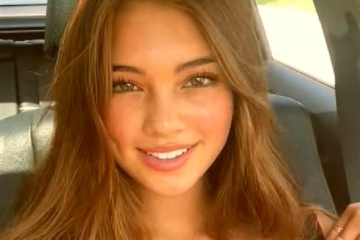 Addison, 27, a brunette brown-eyed latina companion based in Capu Codrului. Offering CIM, Erotic Massage, Tantra. Available for incall and outcall, day and e...