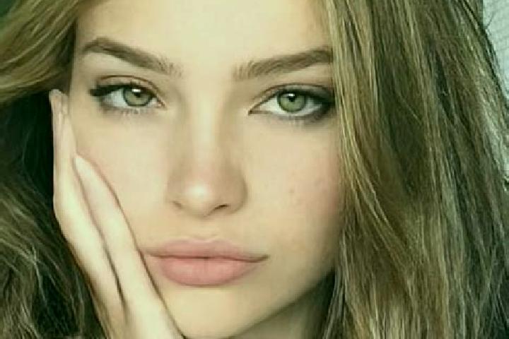 Addison, 27, a dark blonde hazel-eyed caribbean companion based in Nueva Tenochtitlan (Rizo de Oro). Offering Roleplay, Travel Companion, Deep French Kissing...