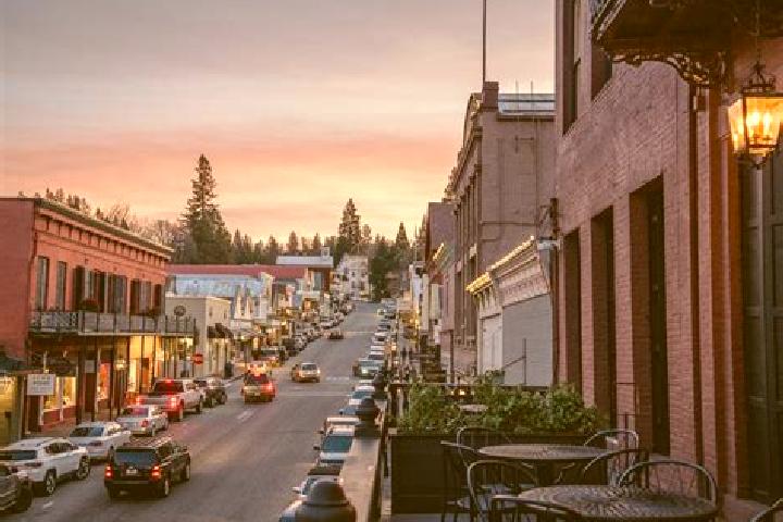 Addison, 27 — Escort in Nevada City, United States