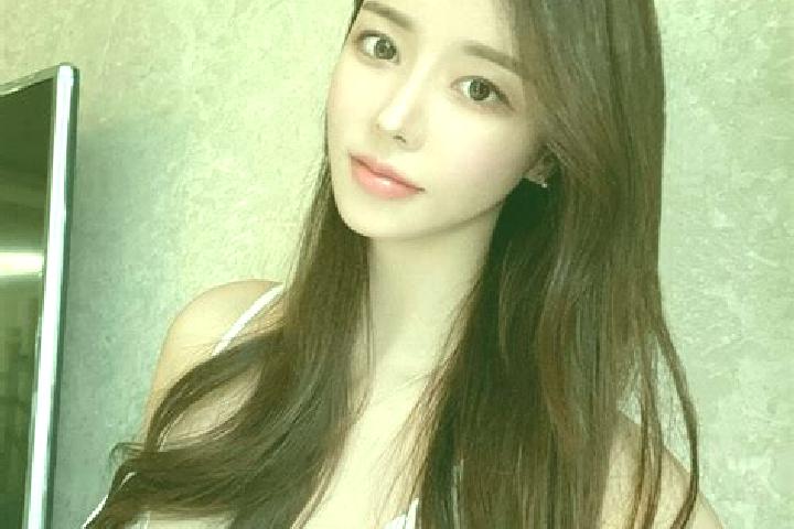 Addison, 27 — Escort in Shejiaping, China