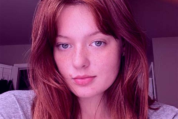 Addison, 28, a auburn amber-eyed caucasian companion based in Altare. Offering OWO, Overnight, CIM, Dinner Date, Girlfriend Experience. Available for incall ...