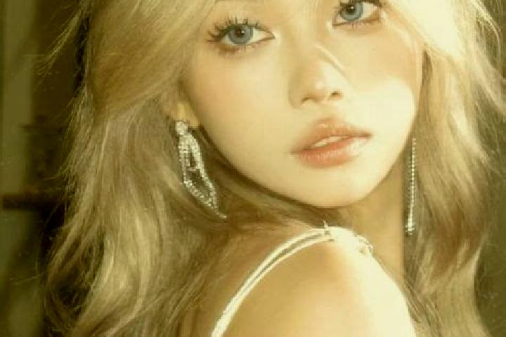 Addison, 28, a blonde dark-eyed asian companion based in Champery. Offering Girlfriend Experience, Overnight, Roleplay. Available for incall and outcall, day...