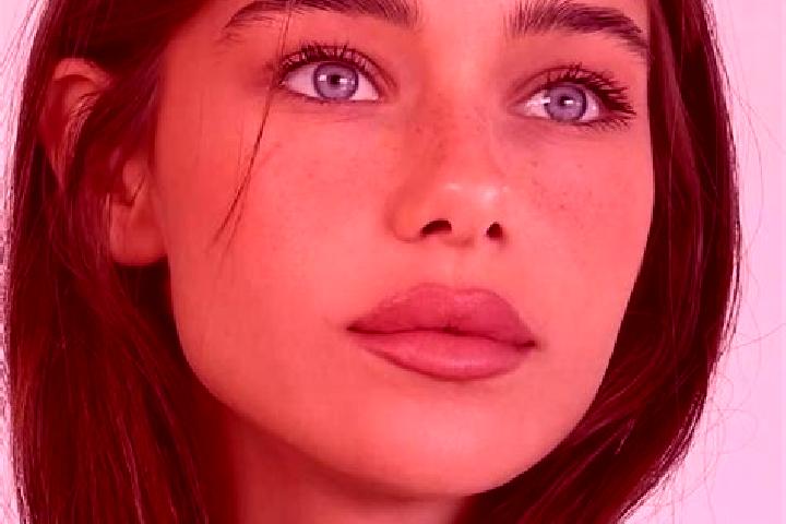 Addison, 28, a brunette dark-eyed mixed companion based in Batres. Offering CIM, Couples, Tantra, Deep French Kissing. Available for incall and outcall, over...