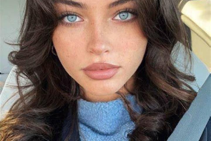 Addison, 28, a brunette dark-eyed mixed companion based in Ouilly-le-Tesson. Offering Erotic Massage, BDSM, Girlfriend Experience, 69, Prostate Massage. Avai...