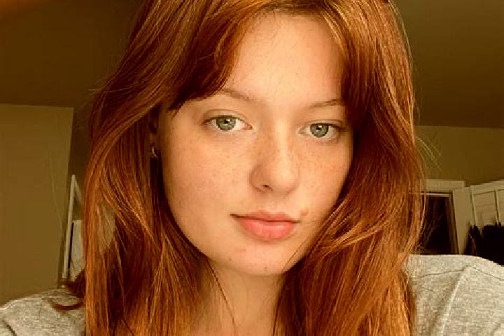 Addison, 28, a red brown-eyed middle eastern companion based in Alksniupiai. Offering A-Level. Available for incall and outcall, day and evening dates.