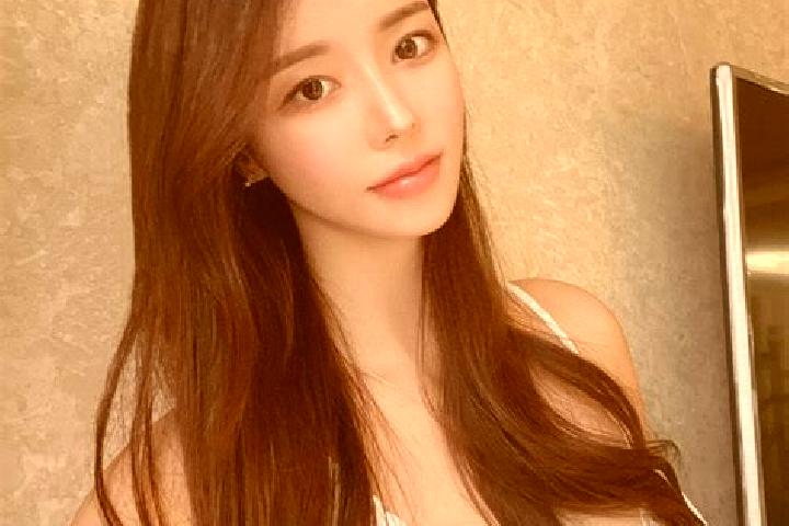 Addison, 28 — Escort in Chiguang, China