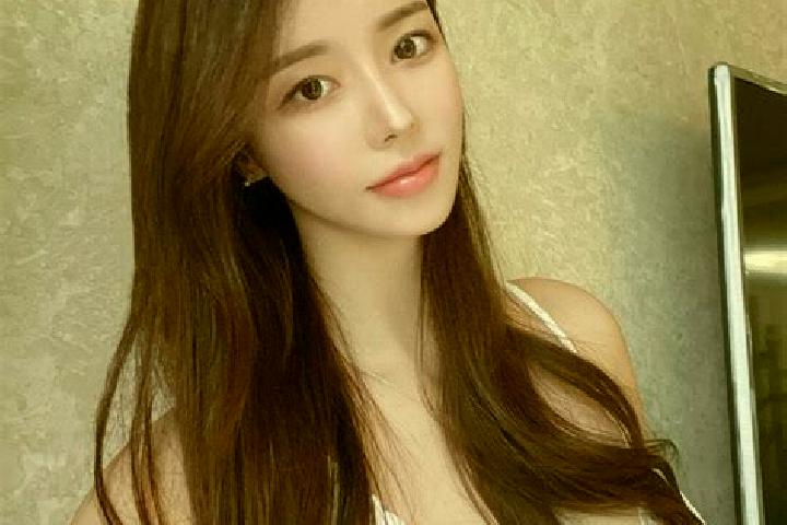 Addison, 28 — Escort in Jinluo, China