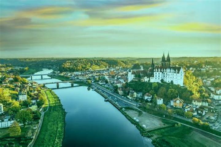 Addison, 28 — Escort in Meissen, Germany