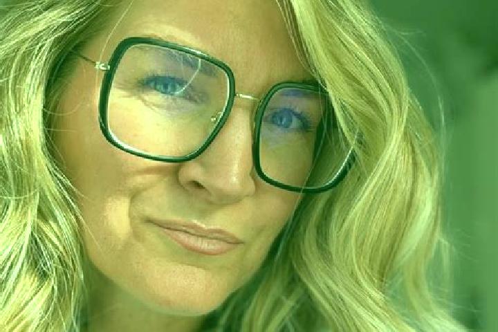 Addison, 28 — Escort in Strahlungen, Germany