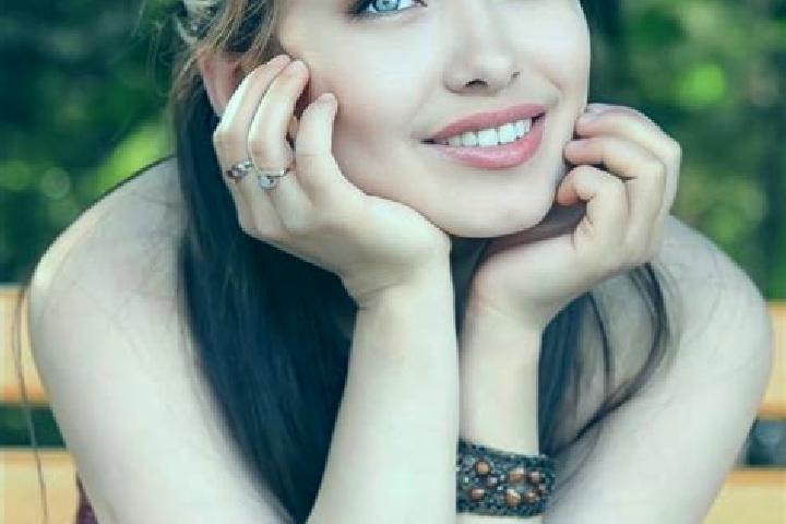 Addison, 29, a red blue-eyed asian companion based in Maribo. Offering GFE, CIM, Tantra, Duos. Available for incall and outcall, overnight bookings available.