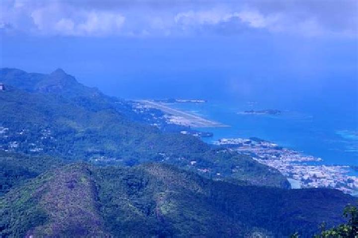 Addison, 29 — Escort in Mont Buxton, Seychelles