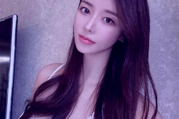 Addison, 29 — Escort in Shiqiang, China