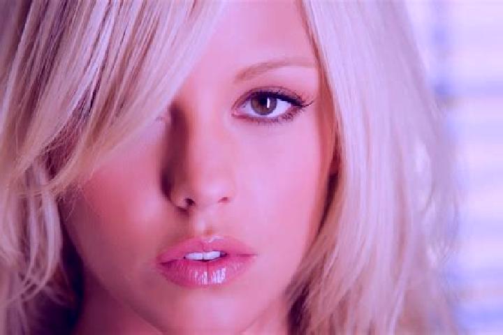 Addison, 30, a blonde brown-eyed european companion based in Laes. Offering Girlfriend Experience, Tantra, A-Level, 69, Party Girl. Available for incall and ...