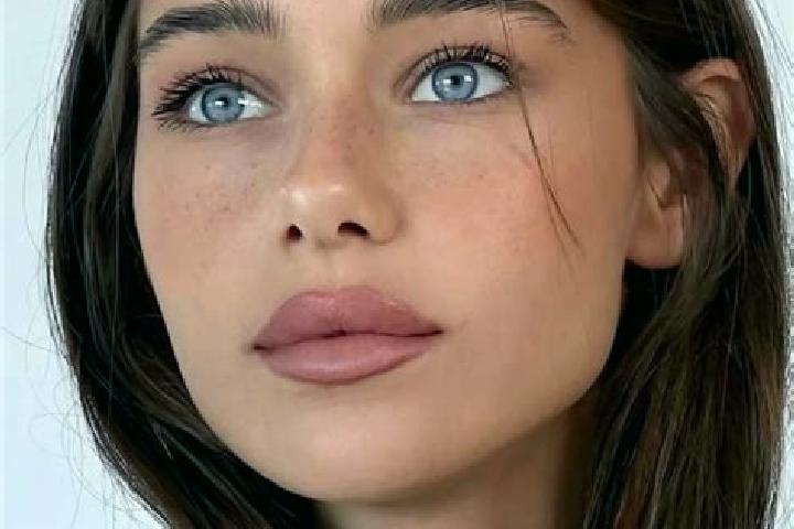 Addison, 30, a brunette blue-eyed caucasian companion based in Anost. Offering BDSM, Travel Companion, Striptease, Girlfriend Experience. Available for incal...