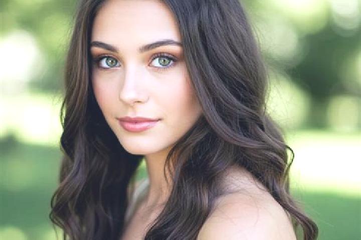 Addison, 30, a brunette hazel-eyed mediterranean companion based in Cutzontipa. Offering A-Level, Party Girl, GFE. Available for incall and outcall, day and ...