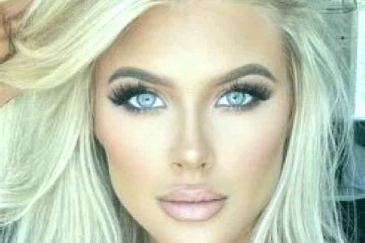 Addison, 30, a platinum blonde hazel-eyed caucasian companion based in Talakkad. Offering Prostate Massage, Overnight, Massage. Available for incall and outc...