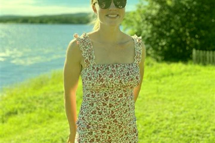 Addison, 30 — Escort in Ange, Sweden