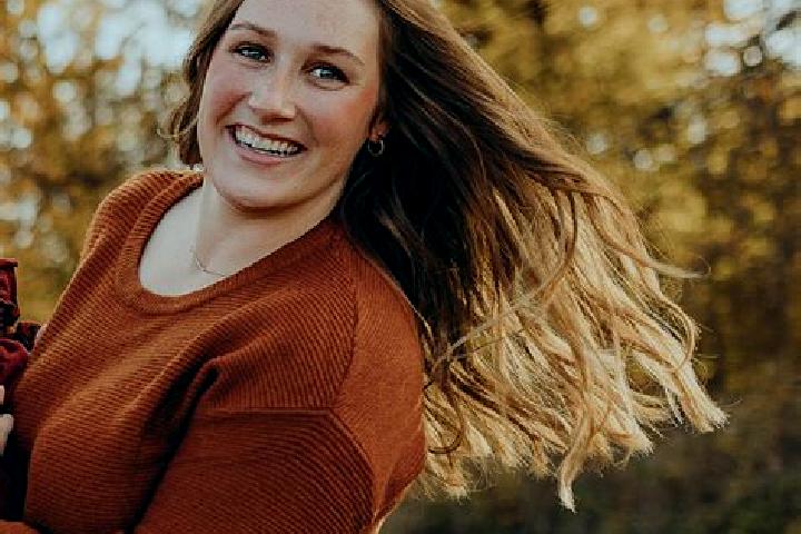 Addison, 30 — Escort in Dunkerton, United States