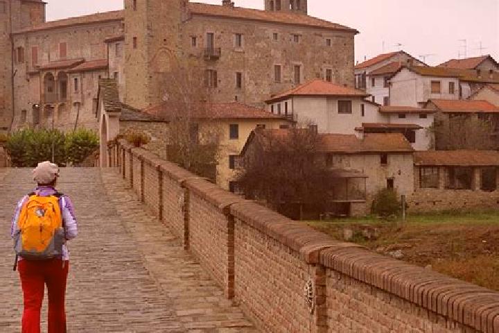 Addison, 30 — Escort in Monastero Bormida, Italy