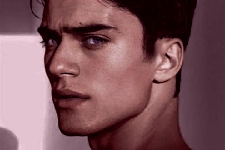 Addison, 31, a black hazel-eyed slavic companion based in San Claudio. Offering OWO, Striptease, 69. Available for incall and outcall, day and evening dates.