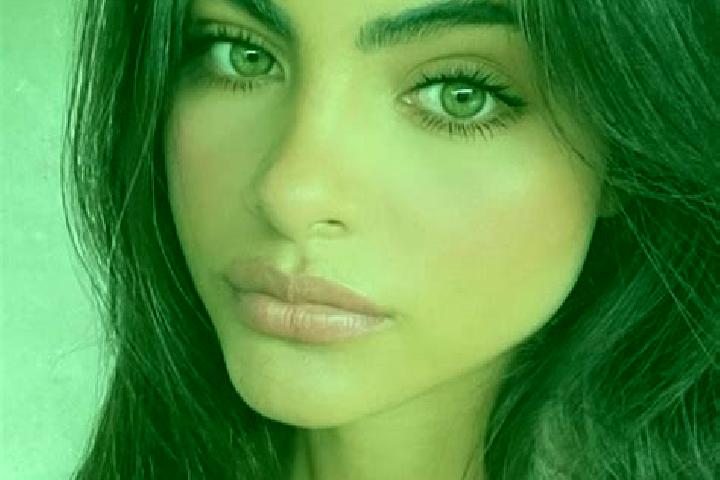 Addison, 31, a brunette brown-eyed indian companion based in Woodside. Offering Deep French Kissing, Prostate Massage, Domination, Girlfriend Experience. Ava...