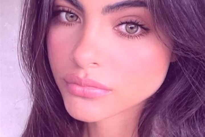 Addison, 31, a brunette dark-eyed indian companion based in Kummerow. Offering Prostate Massage, Dinner Date, Party Girl, BDSM. Available for incall and outc...