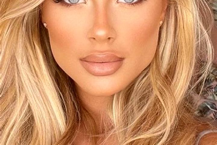 Addison, 31, a dark blonde hazel-eyed latina companion based in Bumbaran. Offering Travel Companion, Dinner Date, BDSM, Massage. Available for incall and out...