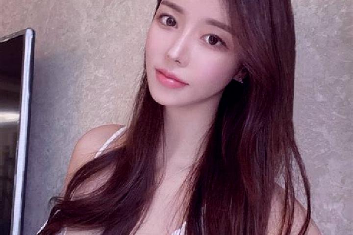 Addison, 31 — Escort in Bulutceker, Turkey