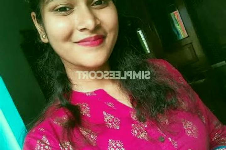 Addison, 31 — Escort in Hosur, India