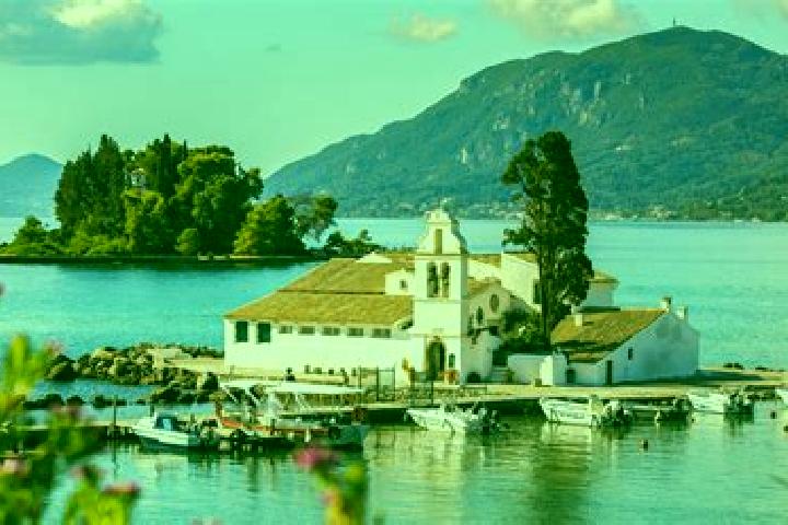 Addison, 31 — Escort in Kato Garouna, Greece